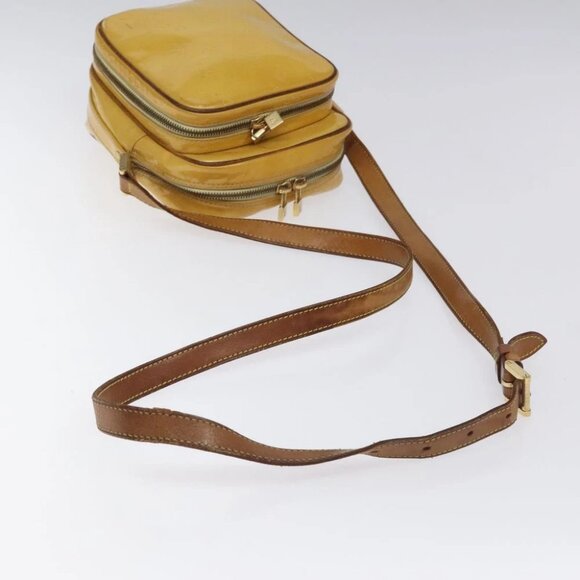 LOUIS VUITTON Monogram Vernis Wooster Shoulder Bag Yellow - Picture 8 of 15